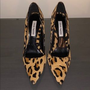 Steve Madden cheetah print pumps